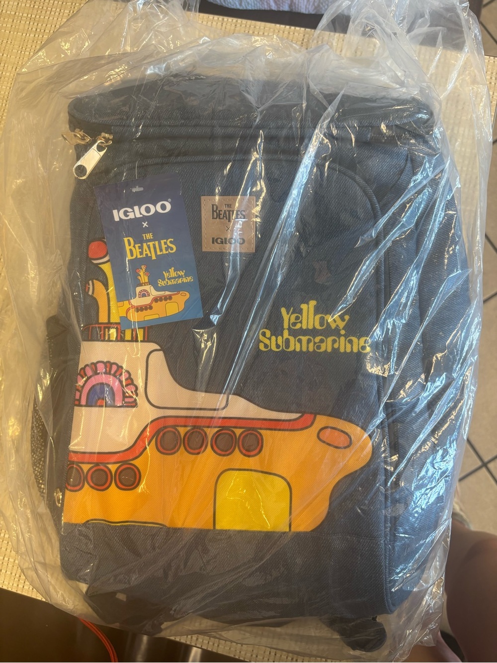 NWT The Beatles Igloo Backpack Cooler 24 cans